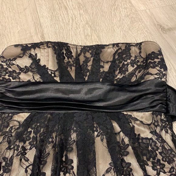 Black Lace Strapless Dress - Picture 2 of 6